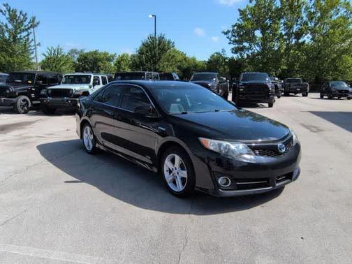 Attitude Black 2014 Toyota Camry Hybrid SE Limited Edition