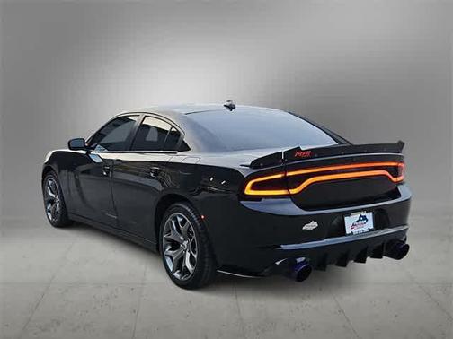 2017 Dodge Charger R/T