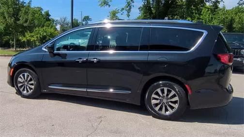 2019 Chrysler Pacifica Touring-L Plus