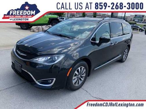 2019 Chrysler Pacifica Touring-L Plus