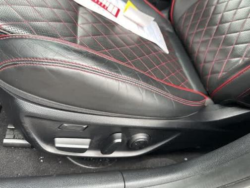 2019 Genesis G70 2.0T Advanced