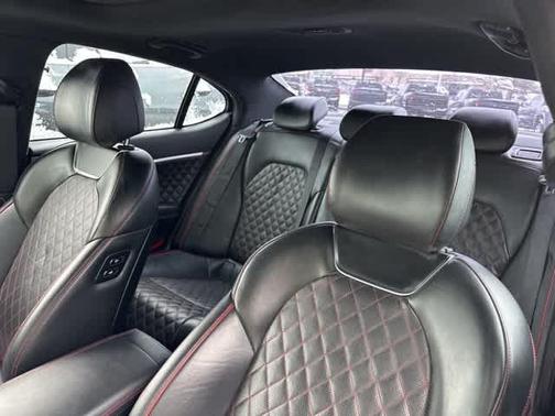 2019 Genesis G70 2.0T Advanced