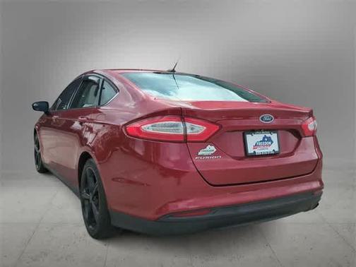 2016 Ford Fusion S
