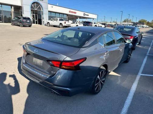 Gun Metallic 2020 Nissan Altima 2.5 SR