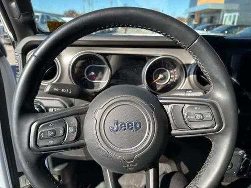 2021 Jeep Gladiator Sport
