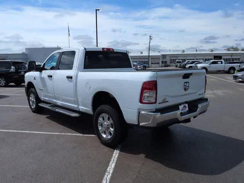 Bright White Clearcoat 2024 RAM 2500 Big Horn