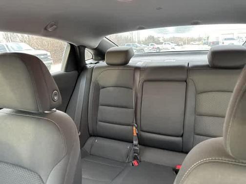 2017 Chevrolet Malibu 1LT