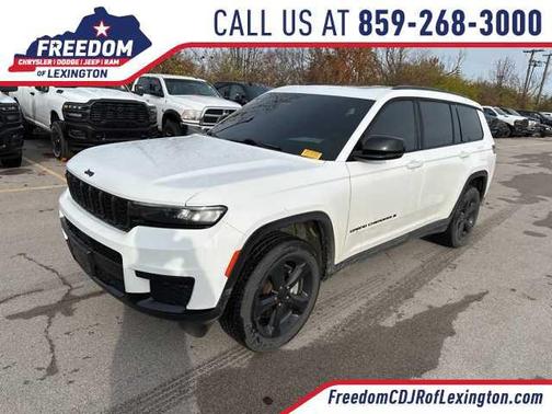 2023 Jeep Grand Cherokee L Laredo