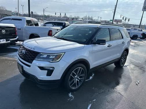 2019 Ford Explorer sport