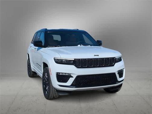 2025 Jeep Grand Cherokee Summit