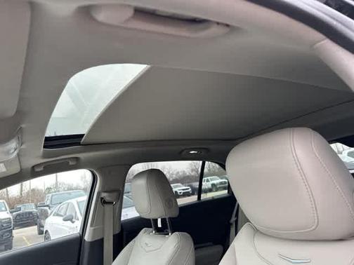 2022 Cadillac XT4 Luxury