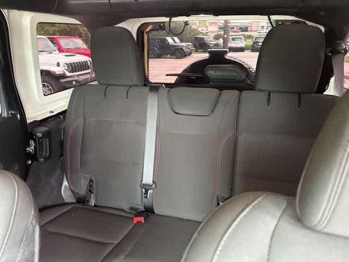 Black Clearcoat 2023 Jeep Wrangler Rubicon