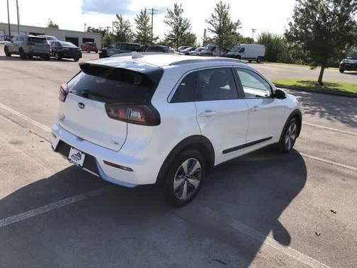 Snow White Pearl 2019 Kia Niro Plug-In Hybrid EX