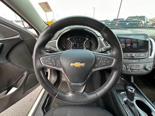 2017 Chevrolet Malibu 1LT