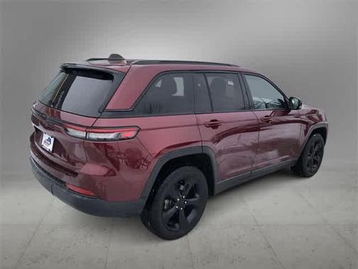 2023 Jeep Grand Cherokee Altitude