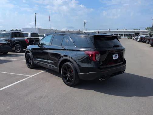 Agate Black Metallic 2021 Ford Explorer ST