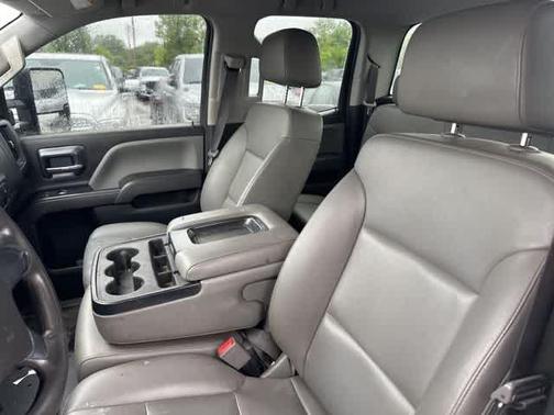 Summit White 2019 Chevrolet Silverado 2500 WT