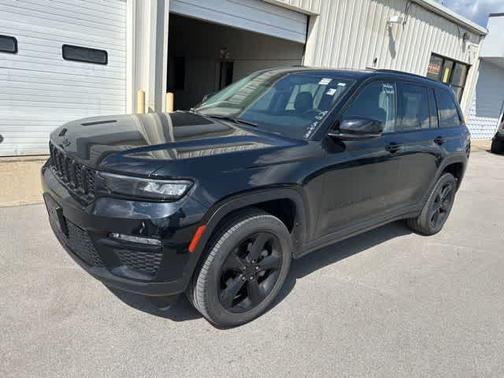 Diamond Black 2023 Jeep Grand Cherokee Limited
