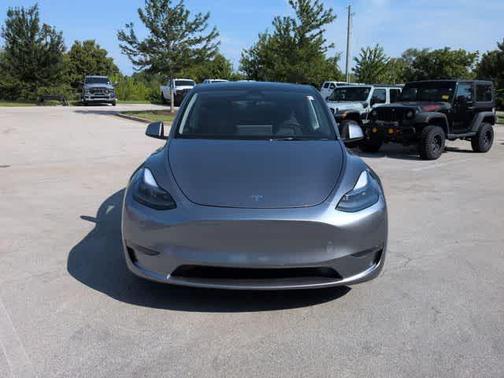 2024 Tesla Model Y Performance
