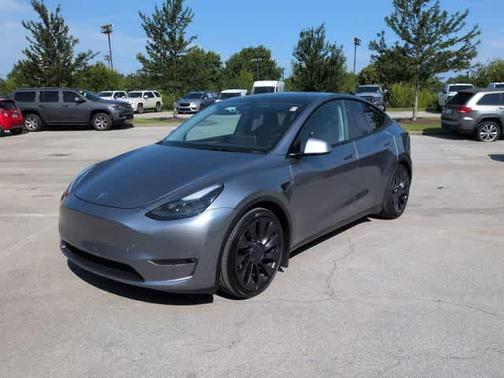 2024 Tesla Model Y Performance