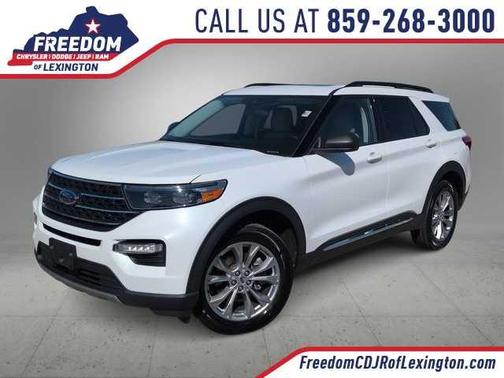Star White 2023 Ford Explorer XLT