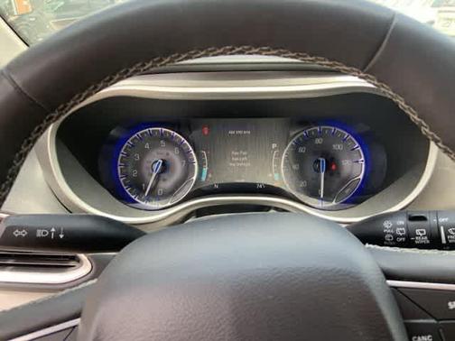 2022 Chrysler Pacifica Touring-L