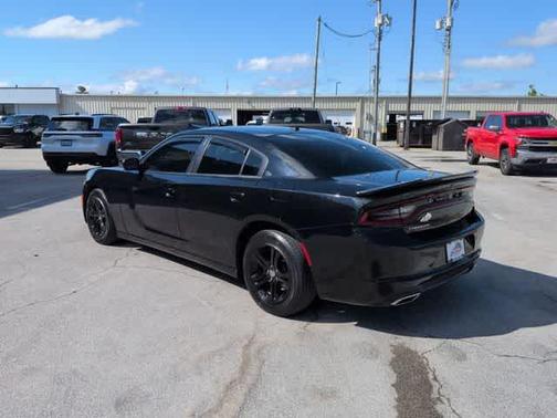 Pitch Black Clearcoat 2021 Dodge Charger SXT