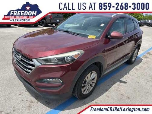 Ruby Wine 2017 Hyundai TUCSON SE