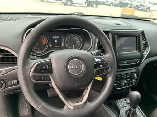 2020 Jeep Cherokee Latitude