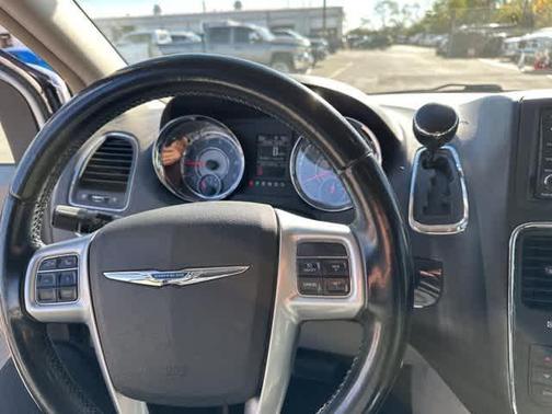 2012 Chrysler Town & Country Touring-L