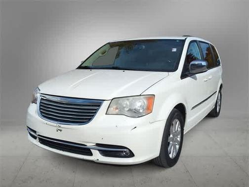 2012 Chrysler Town & Country Touring-L