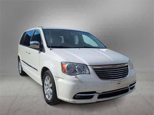 2012 Chrysler Town & Country Touring-L