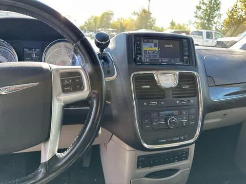 2012 Chrysler Town & Country Touring-L