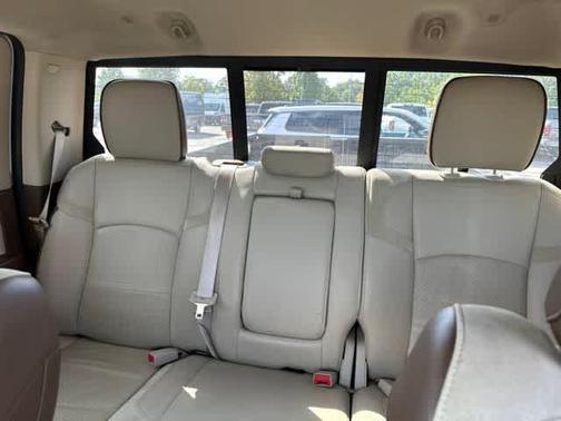 Bright White Clearcoat 2022 RAM 3500 Laramie