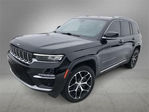 2023 Jeep Grand Cherokee Summit