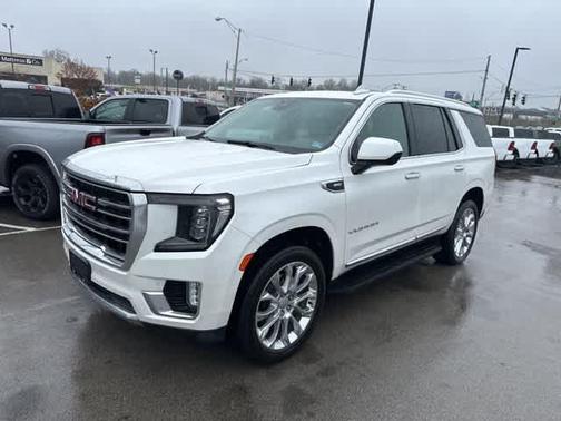 2023 GMC Yukon SLT