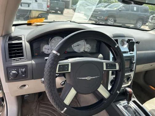 Gold 2007 Chrysler 300C Base