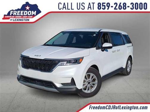 2023 Kia Carnival LX