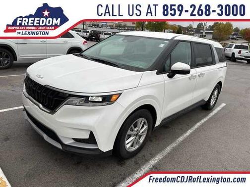 2023 Kia Carnival LX