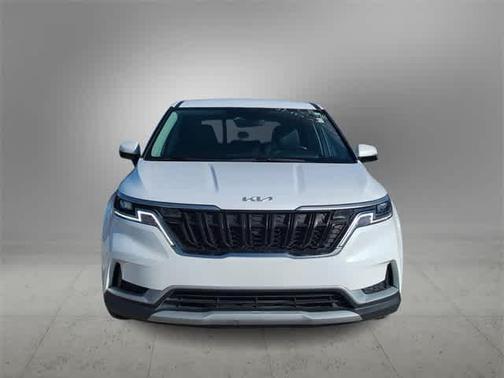 2023 Kia Carnival LX