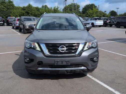 Gun Metallic 2020 Nissan Pathfinder SV