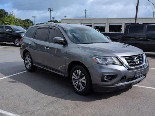 Gun Metallic 2020 Nissan Pathfinder SV