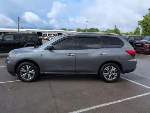 Gun Metallic 2020 Nissan Pathfinder SV