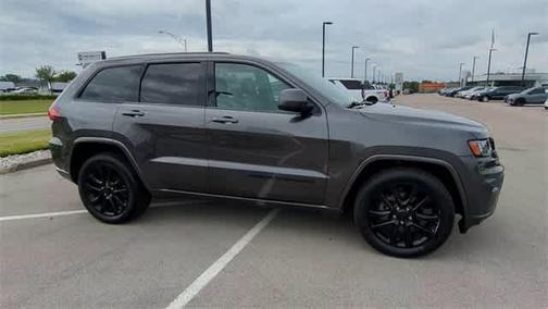 2019 Jeep Grand Cherokee Altitude
