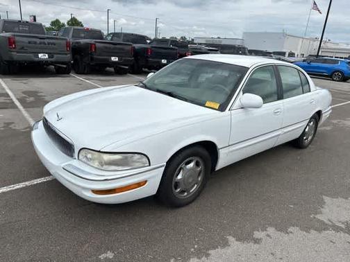 Bright White 1998 Buick Park Avenue Base