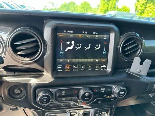 Sting Gray Clearcoat 2020 Jeep Gladiator Sport