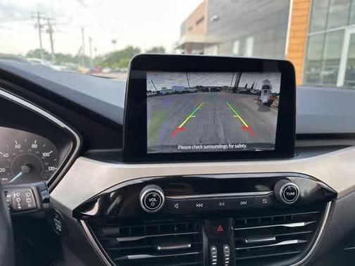 2021 Ford Escape SEL