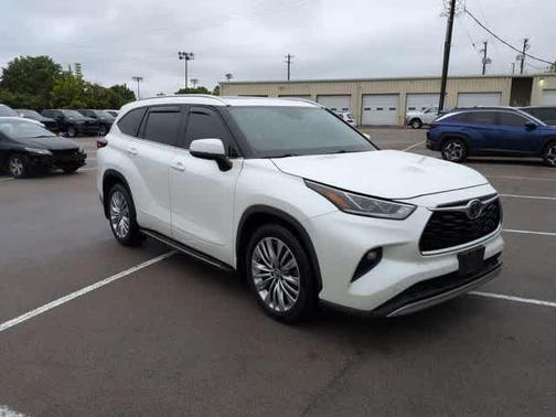Blizzard Pearl 2020 Toyota Highlander Platinum