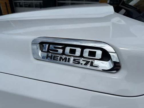 Bright White Clearcoat 2020 RAM 1500 Big Horn