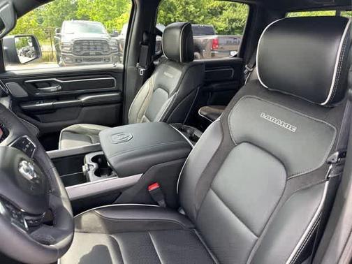 Diamond Black 2026 RAM 1500 Laramie